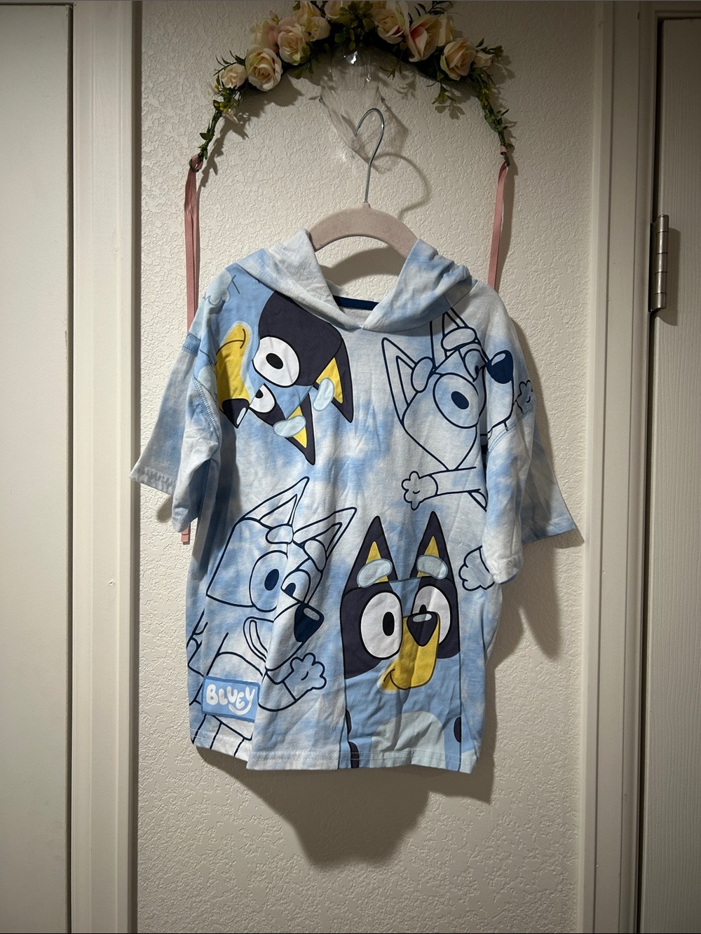 Bluey Kids' Light Blue Graphic Hooded Tee